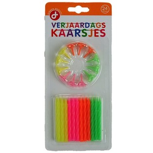 SET DE VELAS DE CUMPLEA&Ntilde;OS, Incluye: 24 Velas con soportes